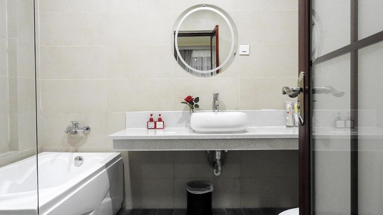 Green Rose Hotel Batam Kültér fotó
